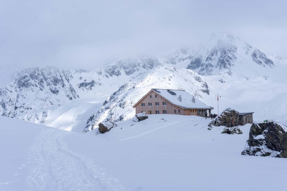 Wir erreichen die Grialetschhütte